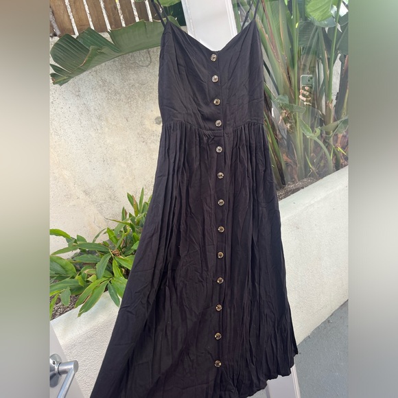Black button through midi dress - Picture 10 of 14